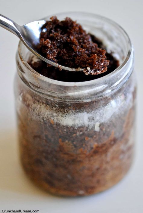 Single-Serving Brownie in a Jar Brownie Batter Cheesecake, Single Serve Brownie, Brownies In A Jar, Mason Jar Desserts, Cheesecake Oreo, Cheesecake In A Jar, Homemade Snickers, Glace Cherries, Single Serving Recipes