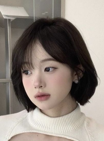 Bob Hairstyles Korean, Short Korean Hair, Asian Short Hair Round Face, Pretty Hair Cuts, Japanese Short Hair, Cute Bob, Asian Short Hair, Cosplay Hair, Short Hair Styles For Round Faces