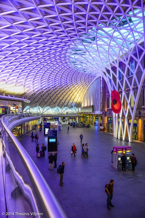 https://flic.kr/p/hhuPg7 | Kings Cross Station - II | Kings Cross Station London Overground, Kings Cross Station, Master Thesis, Kings Cross, Beautiful Places To Travel, Railway Station, Cloud Gate, Sydney Opera House, Beautiful Places