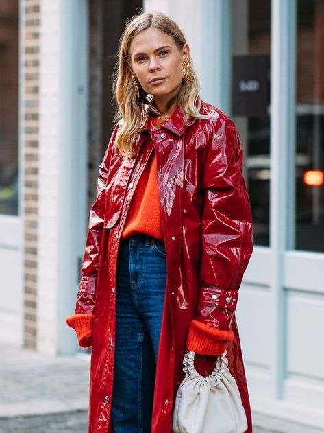 Prediction: These 10 Coat Trends Will Be the First to Sell Out Grey Jacket Outfit, Yellow Jacket Outfit, Red Jacket Outfit, Leather Coat Outfit, Vinyl Coat, Red Leather Coat, Burnt Yellow, Vinyl Fashion, Black Rain Jacket