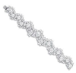 Expensive Jewlery, Harry Winston Jewelry, Tiffany Diamond, That Dress, Diamond Jewelry Necklace, Harry Winston, Jewelry Auction, Baguette Diamonds, Marquise Cut Diamond