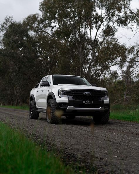 2023 Next-Gen Ford Ranger Sport Ford Ranger Mods, Cool Locations, Truck Videos, Ranger Ford, Ford Ranger Sport, 2020 Ford Ranger, Ranger Sport, Ford Ranger Wildtrak, Ford Ranger Xl