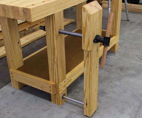 Diy Woodworking Vise, Leg Vise, Workbench Legs, Woodworking Bench Vise, Building A Workbench, Woodworking Vise, Work Benches, Woodworking Bench Plans, Diy Workbench