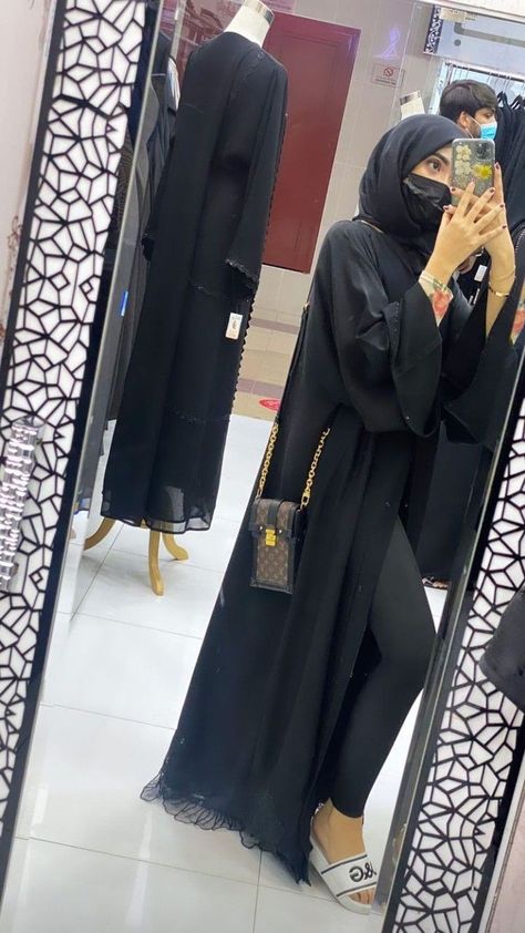 Girls Hijab, Modest Fashion Hijab, Girl Crush Fashion, Muslim Fashion Outfits, Muslimah Fashion Outfits, Hijabi Girl, Stylish Dresses For Girls, Hijabi Fashion, Muslim Girls