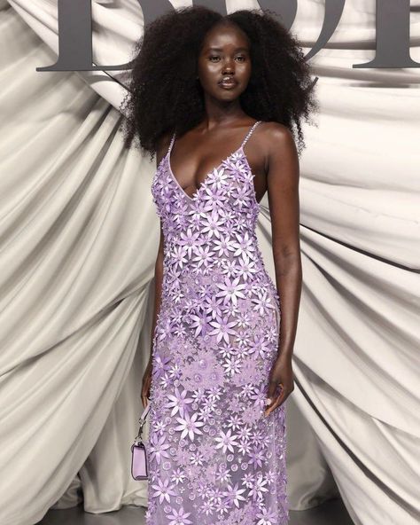 Adut Akech, Black Empowerment, Gods Girl, Interesting Faces, Fav Celebs, Trend Setter, Baby Fashion, Fashion Models, Black Women