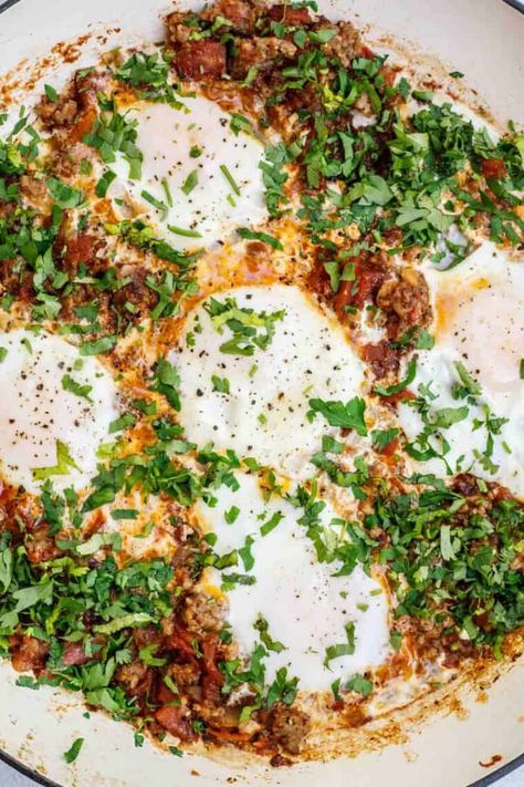 This shakshuka recipe is the perfect easy breakfast. Eggs cook in a rich tomato mixture along with flavorful breakfast sausage. Easy Shakshuka Recipe, How To Make Shakshuka, Easy Shakshuka, Sweet Potato Skillet Recipes, Popular Breakfast Recipes, Shakshuka Recipe, Shakshuka Recipes, Classic French Toast, Pancake Recipe Buttermilk