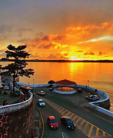 Meu País Maranhão on Instagram: “Hoje é dia de #tbt e vamos relembrar esse pôr do sol magnífico em São Luís.  Infelizmente não identificamos o autor, conhece ele? Marca aí…” Brazil Core, Sao Luis Ma, Cabo Verde, Van Gogh, Gazebo, Photo Editing, Brazil, Oil Painting, Vision Board