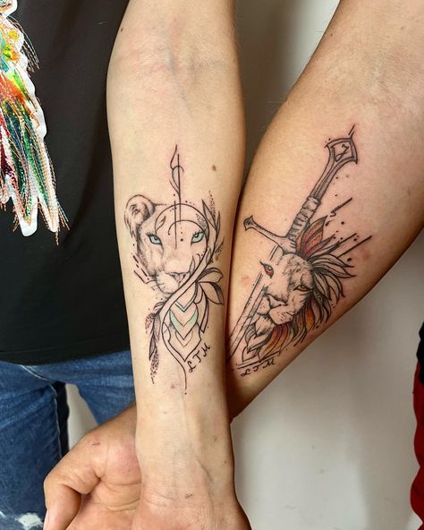 Lion Couple Tattoo, Couples Lion Tattoo, Smart Tattoo, Mama Tattoos, Him And Her Tattoos, Partner Tattoos, Father Daughter Tattoos, Lion Couple, Lioness Tattoo