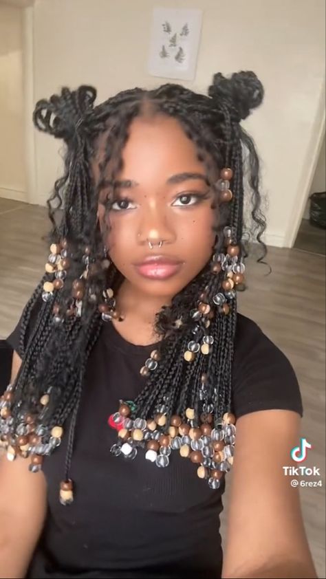 Ice Spice Braids, Braided Hairstyles With Charms, Fairy Braids Black Women, Beaded Braids With Bangs, Beads On Braids Black Women, Goddess Braids Beads, Boho Braids Beads, Braids On Natural Hair No Extensions, Box Braids Sectioning