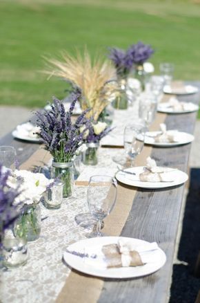 Purple and Gray Wedding Table Decor Lavender Wedding Decorations, Wedding Table Decorations Purple, Wedding Table Layouts, Lavender Wedding Theme, Deco Champetre, Tafel Decor, Unique Wedding Flowers, Outdoor Dinner, Stella York