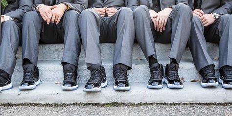 Beach Wedding Groom, Sports Themed Wedding, Groom Suit Grey, Photographs Ideas, Bride Photography, Future Wedding Plans, Floral Arrangements Wedding, Matching Jordans, Groom Attire