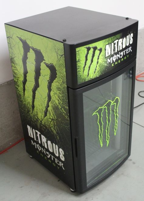 Monster Energy Mini Fridge <3 yes. Dorm Room Ideas For Girls, Room Ideas For Girls, Monster Crafts, Monster Energy Drink, Dorm Room Ideas, Girls Dorm Room, Mini Fridges, Man Caves, Mini Fridge