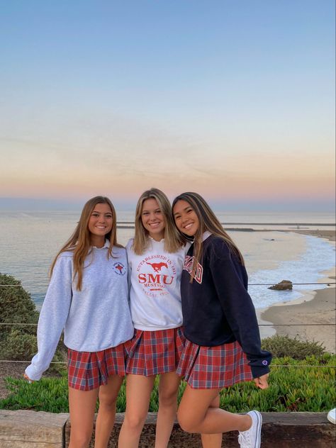 American School Uniform, High School Party Outfit, American School Uniforms, Preppy School Uniform, Private School Uniforms, Princess Charm School, Tartan Mini Skirt, Group Photography Poses, School Uniform Outfits