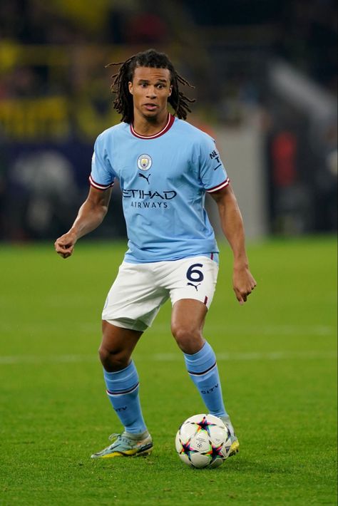 Nathan Aké ~ Man City #6 Nathan Ake Manchester City, Ake Man City, Nathan Ake, Nathan Aké, Manchester City Wallpaper, Football Illustration, Beautiful Status, Man City, City Wallpaper