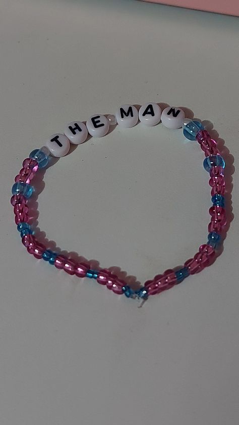 Eras Tour Bracelet Ideas Funny, Ts Friendship Bracelets, Friendship Bracelets Taylor Swift Ideas, The Man Taylor Swift, Friendship Bracelets Taylor Swift, Frendship Bracelets, Eras Bracelets, Friendship Bracelets Ideas, Cute Friendship Bracelets