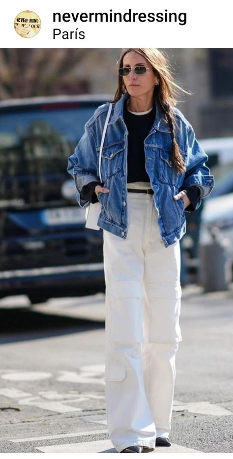 What To Wear With Cargo Pants, White Cargo Pants Outfit, Cargo Pant Outfits, White Denim Jacket Outfit, Cropped Denim Jacket Outfit, Oversized Denim Jacket Outfit, Pants Outfit Ideas, Cargo Pants Outfit Women, White Pants Outfit