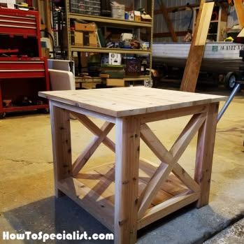 Diy Coffee Table And End Table Set, Rustic End Tables Diy, Diy End Tables Easy Living Room, Diy Corner Table, Diy End Tables Easy, Diy Wood Side Table, Diy Bedside Table Ideas, Diy End Table Ideas, 4x4 Table