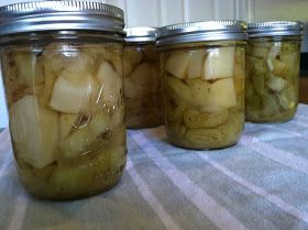 Canning Homemade!: Canning Leek and Potato Soup Pan Squash, Canning Apples, Canning Peaches, Canned Pears, Canning Fruit, Canning Tips, Cannery Row, Canned Apples, Potato Leek Soup