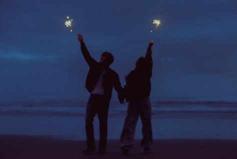 Audrie + Brady on the Oregon Coast 🎥 • • hosted by: @karalaynebeckerphotography & @sona.co.photo • Movie scenes, screen grabs, passion, sparks, sparklers, cigarette shoot, moody photography, cinematic, cinematography, Oregon photographer, Colorado couples photographer, documentary style photography, storytelling Twilight Oregon, Movie Stills Cinematography, Cinematography Documentary, 90s Vintage Aesthetic, Brunette Couple, Canon Beach Oregon, Film Photography Aesthetic, Canon Beach, Documentary Style Photography