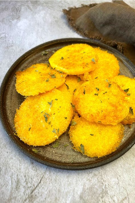 Air Fryer Polenta, Fried Polenta Cakes, Polenta Healthy, Crispy Polenta, Polenta Fries, How To Cook Polenta, Vegan Chickpea Curry, Potato Pudding, Chickpea Curry Recipe