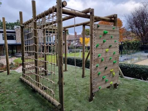 Fit for a budding gymnast Gymnastics Outdoor Playground, Outdoor Gymnastics Area, Ninja Backyard, Outdoor Jungle Gym, Play Grounds, Backyard Jungle Gym, Swing Set Diy, Children Playground, Diy Swing