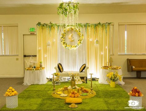 Baby Shower Stage Decorations Indian, Baby Shower Decoration Ideas Indian, Traditional Baby Shower Indian, Traditional Indian Baby Shower Decorations, Baby Shower Ideas Indian Style, Traditional Baby Shower Decorations, Baby Shower Stage Decorations, Simple Baby Shower Decorations, Baby Shower Backdrop Ideas