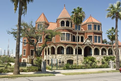 The Moody Mansion. We toured this beautiful house several times while still in Texas. Moody Mansion, 19th Century Architecture, Texas Mansions, Beautiful Europe, Castles To Visit, Victorian Beauty, American Queen, Galveston Island, Galveston Texas