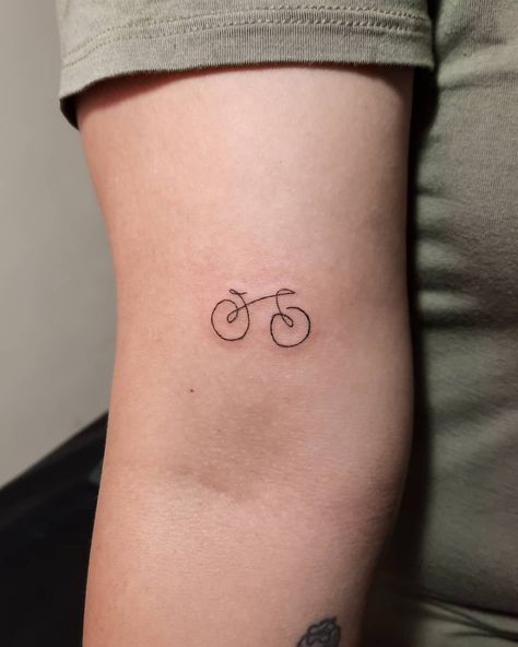 Wedding Date Tattoos, Minimalist Tattoo Ideas, Bicycle Tattoo, Christian Sleeve Tattoo, Date Tattoos, Bike Tattoos, Elements Tattoo, Tattoo Minimalist, Omerta Tattoo