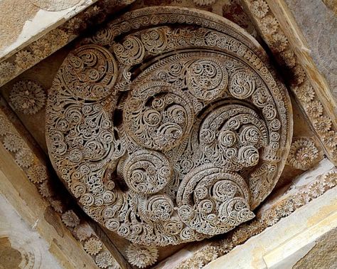 http://srsddn.hubpages.com/hub/Famous-Stone-and-Rock-Carvings-in-India Fractal Geometry, India Architecture, Ancient Indian Architecture, Indian Sculpture, Buddha Sculpture, Fractal Patterns, Buddha Painting, Indian Architecture, Ancient Temples