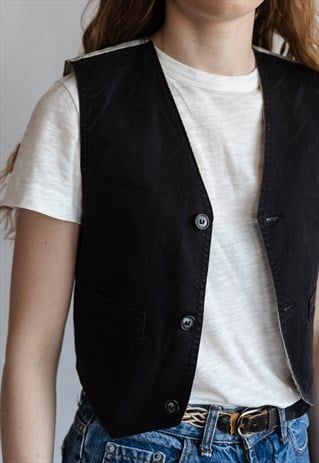 Vintage Fitted Vest For Summer, Black Vintage Vest For Spring, Spring Vintage Vest, Vintage Vest Outfit, Retro V-neck Vest Tops, Women Vests, Fitted V-neck Vintage Vest, Gilet Outfit, Vest Fits