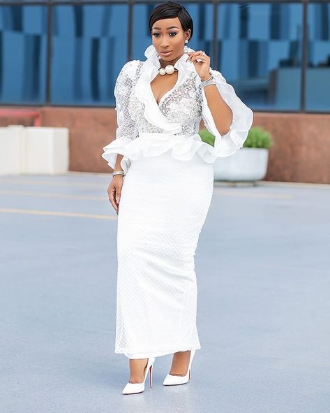 Scarlett Bandage Dress🖤 Dress @uvmcollection Hair unit @pinkhalohairboutique Dress For Reception, Court Wedding Dress, Hair Unit, Elegant White Dress, African Fabric Dress, Shift Dress Pattern, Lace Gown Styles, Court Wedding, Kente Styles