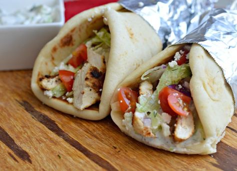 gyros 7 Easy Chicken Gyros, Mels Kitchen Cafe, Flatbread Toppings, Mels Kitchen, Chicken Gyro Recipe, Chicken Gyro, Gyro Recipe, Chicken Gyros, Tzatziki Sauce