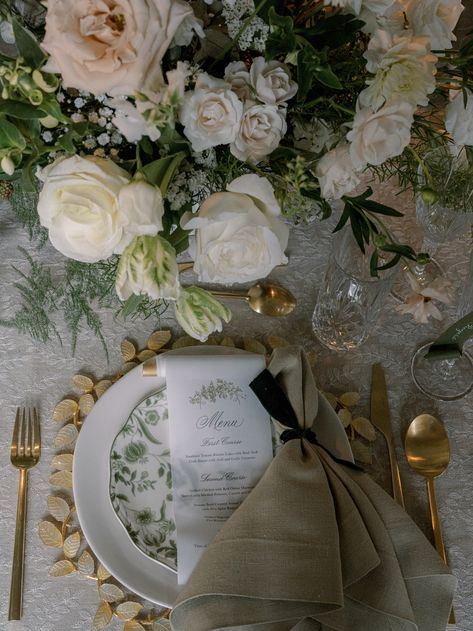 The Mason Dallas, Wedding September, Wedding Gown Accessories, William Aiken House, Romantic Wedding Inspiration, Golf Course Wedding, Garden Wedding Inspiration, European Destination, White Wedding Bouquets