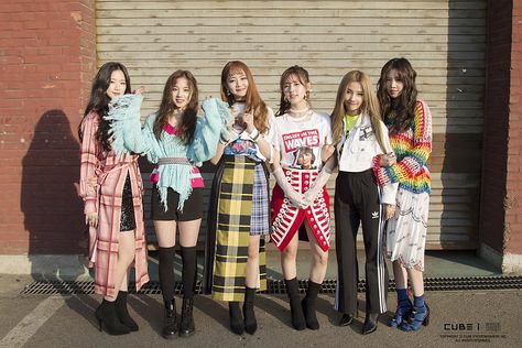 (G)I-DLE - "LATATA" MV Behind the Scenes #GIDLE #LATATA #IAM G I Dle Miyeon, Soo Jin, E Dawn, Extended Play, Asian Style, Stage Outfits, G I Dle, Kpop Girl Groups, Pop Star