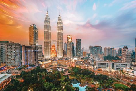 16 Of The Very Best Places To See In Kuala Lumpur, Malaysia - Hand Luggage Only - Travel, Food & Photography Blog Malaysia Resorts, Malaysia Tourism, Kuala Lumpur Travel, Malaysia Kuala Lumpur, Malaysia Travel Guide, George Town Penang, Kuala Lumpur City, Cities To Visit, Travel Oklahoma