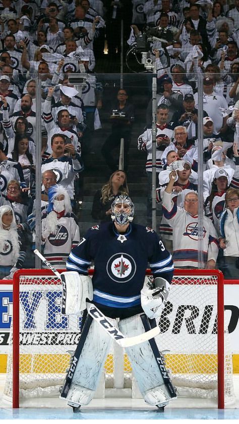 Connor Hellebuyck Connor Hellebuyck, Darth Vader Head, Nhl Wallpaper, Nhl Teams, Sports Pics, Wall Pics, Hockey Pictures, Hockey Memes, Hot Hockey Players