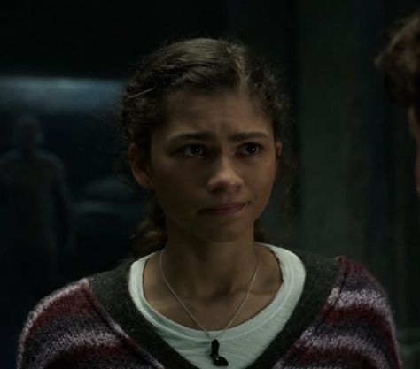 Zendaya As Mj, Michelle Jones Aesthetic, Rue Icons, Zendaya Face, Remus Lupin Marauders Era, Mj Zendaya, Zendaya Gif, Spiderman Mj, Mj Jones