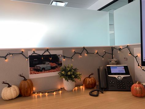 I decorated my desk for fall already🎃🖥️ #work #corporate #marketing #desk #deskdecor #office #officedesk #fall #falldecor Desk Fall Decor Office, Fall Decor Cubicle, Cubical Halloween Decor Office, Fall Cubicle Decor Office, Cubical Office Space Ideas, Fall Office Decorations Desks, Fall Cubicle Decor, Fall Decor Office, Office Fall Decorations Ideas