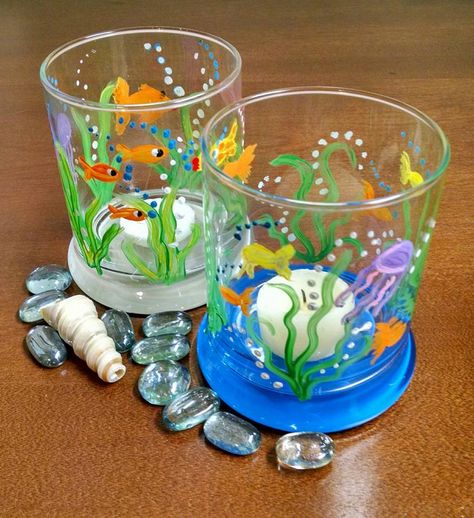 Glass Pot Painting, Shot Glass Painting Ideas, Glass Cup Painting, Glass Jar Painting, Cups Painting, Painting Glass Jars, Glass Painting Patterns, Wine Glass Designs, Pebble Art Family