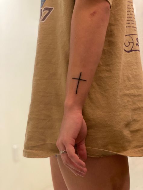 Cross Tricep Tattoo Men, Men’s Forearm Tattoos God, Christian Mens Tattoo, Christian Knee Tattoo, Male Christian Tattoos, Christian Tattoos Aesthetic, Cross On Forearm Tattoo, Simple Cross Tattoo For Men, Men’s Christian Tattoos