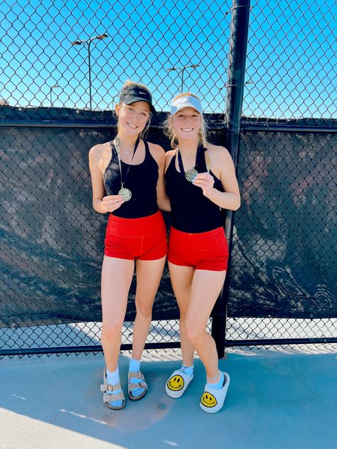 #tennis #cutepics #lululemon #ootd #highschool #highschooladvice #sports #summer Tennis Uniforms High School, Tennis Uniforms, Healthy Appetizer, Healthy Appetizer Recipes, High School Advice, Preppy Summer, Appetizer Recipes, Appetizer, Cute Pictures