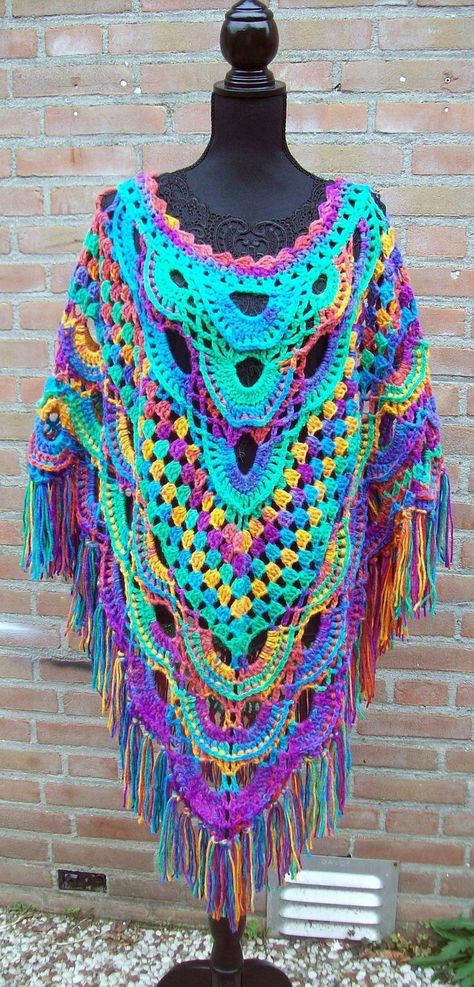 Crochet With Tassels, Sweater Patterns Crochet, Crochet Waffle Stitch, Crocheted Shawl, Crochet Poncho Free Pattern, شال كروشيه, Sweater Patterns, Crochet Shawl Pattern Free, Clothes Crochet