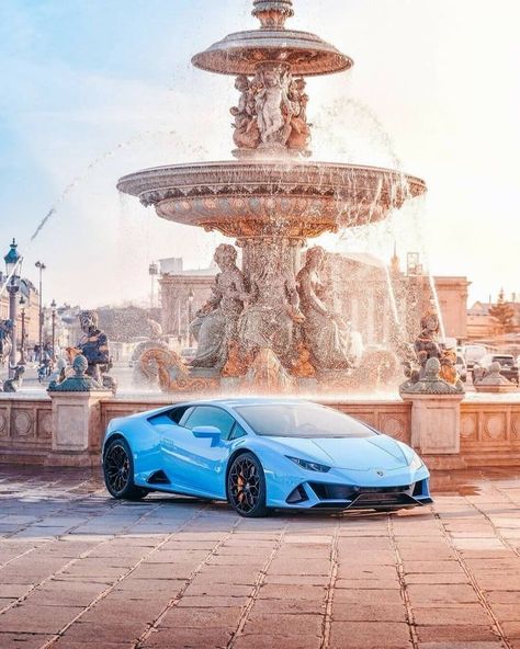 Lamborghini Huracan Blue, Huracan Evo, Cool Truck Accessories, Pimped Out Cars, Lamborghini Cars, Car Cleaning Hacks, Sweet Cars, Super Luxury Cars, Lamborghini Huracan