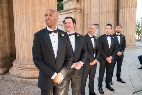 The Groomsmen's To-Do List: 4 Things He Must Do Before the Wedding{some info for the guys} Groomsmen Food Before Wedding, Groomsmen Breakfast, Groom And Groomsmen Outfits, Morning Of The Wedding, Grooms Room, Groomsmen Getting Ready, Wedding To Do List, Groomsmen Outfits, Wedding Brides