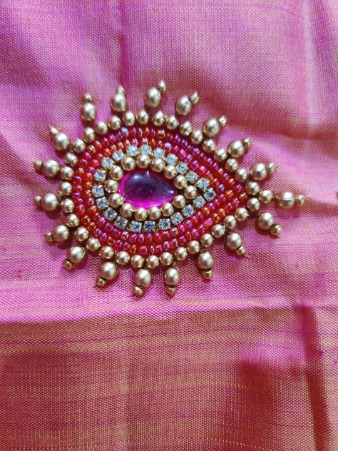 Aari Motif Designs Blouse, Simple Hand Aari Work Designs, Aari Motif Designs Simple, Aari Work Nath Design On Blouse, Thilagam Shape Aari Work, Aariwork Drawing, Mango Aari Work Designs, Aari Work Butta Design, Motif Aari Work