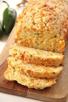 Quick Cheese Bread, Cheddar Quick Bread, Zucchini Cheddar, Pan Relleno, Jalapeno Cheddar, Bread Bun, Bread Machine Recipes, Quick Bread Recipes, Easy Bread Recipes