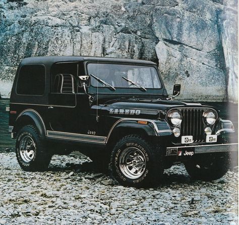 1980 Jeep CJ-7 Laredo | 1980 Jeep Sales Brochure | Flickr Green Jeep Wrangler, Jeep Wrangler Renegade, Jeep Zj, Cj Jeep, Green Jeep, Classic Jeeps, Enfield Classic, Jeep Yj, Black Jeep