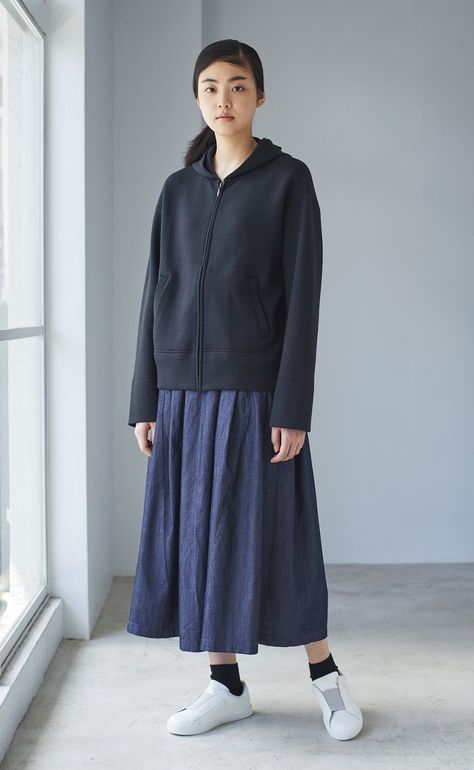 MUJI Labo Women | MUJI Muji Clothes, Muji Style, Stand Collar Shirt, Clothing Photography, Cotton Chinos, Knit Hoodie, Female Poses, Wide Pants, Style Women