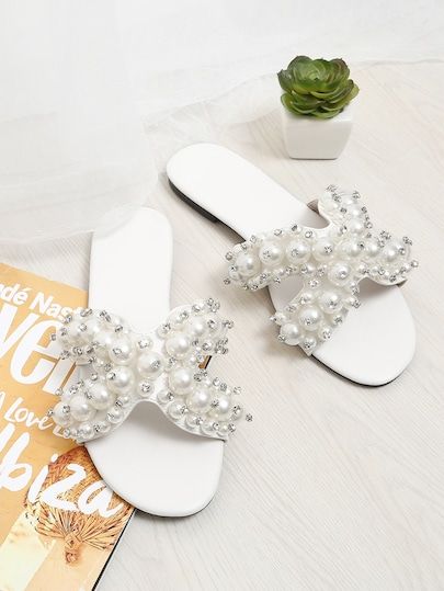 Shop Faux Pearl Decorated Flat Slippers online. SheIn offers Faux Pearl Decorated Flat Slippers & more to fit your fashionable needs. Pearl Slippers, Woman Slippers, Mules Women, Summer High Heels, Pearl Sandals, Flat Slippers, High Heel Dress, Dressy Sandals, Fashion Shoes Flats