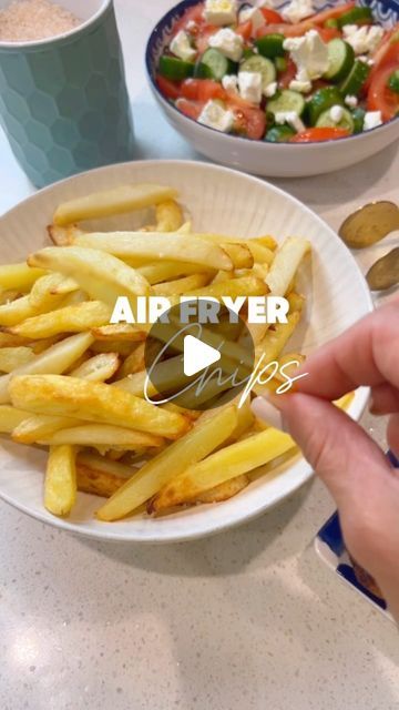 Dezi Madafferi 🧿 quick & easy recipes on Instagram: "Follow @dezi_cooks 
Craving perfectly crispy, golden chips without the guilt?  SAVE THIS
🥔✨ These twice-baked air fryer chips are your new go-to and the family will love them.Simple to make, healthier than frying, and oh-so-satisfying. Whether it’s for a quick snack or an easy side dish, these chips will be your crunchy addiction. 

Start by peeling 1kg of dutch cream potatoes (my favourite) 
Slice into rounds and the cut your chip batons.
Add into a bowl and drizzle with oil approximately 1/4 cup 
Toss
Season with salt and toss
Add into a preheated air fryer at 160° for 10 mins
Toss well
Cook for a further 12-13 mins on 200° and toss halfway through
Serve immediately with another pinch of salt on top.
Enjoy xox

⁠ #AirFryerMagic #Cris Cream Potatoes, Air Fryer Chips, Crispy Chips, Quick Easy Recipes, Creamed Potatoes, Easy Side Dish, Twice Baked, Quick Snack, Baked Chips